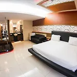Villa Verde Motel (Adults Only)